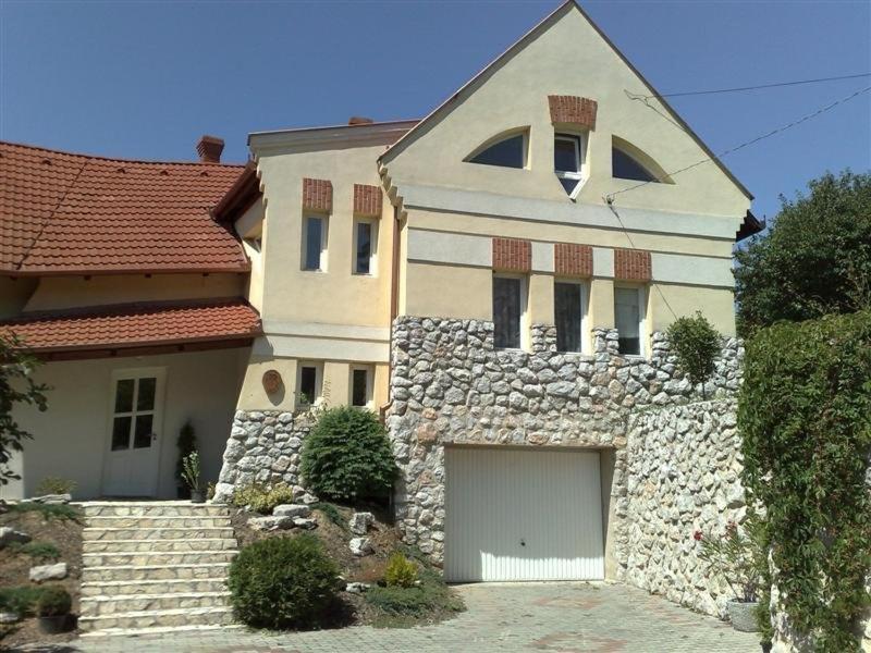 Marci Villa Πετς Εξωτερικό φωτογραφία